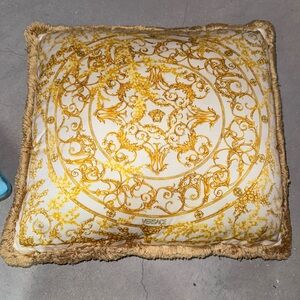 Versace cushion Gold and Cream